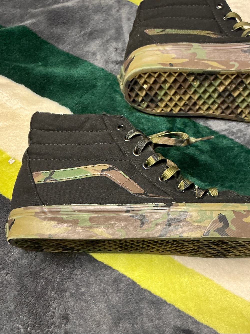 Vans Men Black High-Top Sneakers with Olive Camouflage Trim Size 11 - Picture 14 of 16